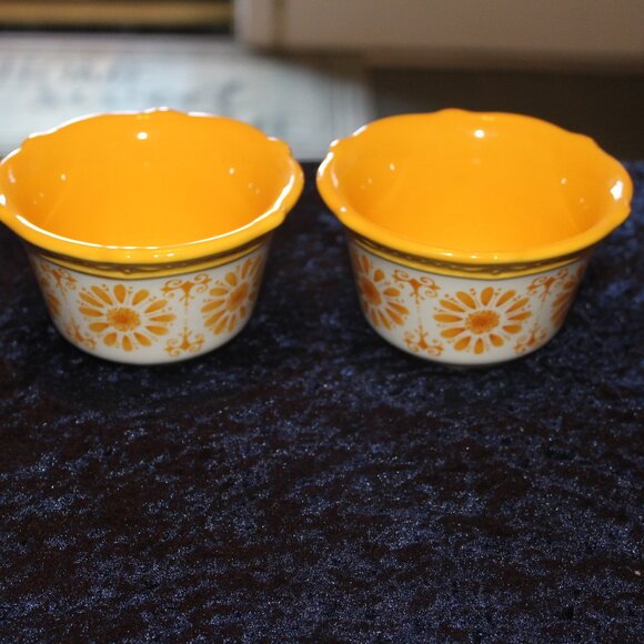 Pioneer Woman Ramekin Stoneware - Yellow Floral Burst Design -Set 2 - Picture 2 of 3